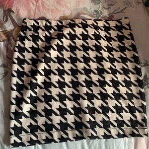 Candies houndstooth skirt